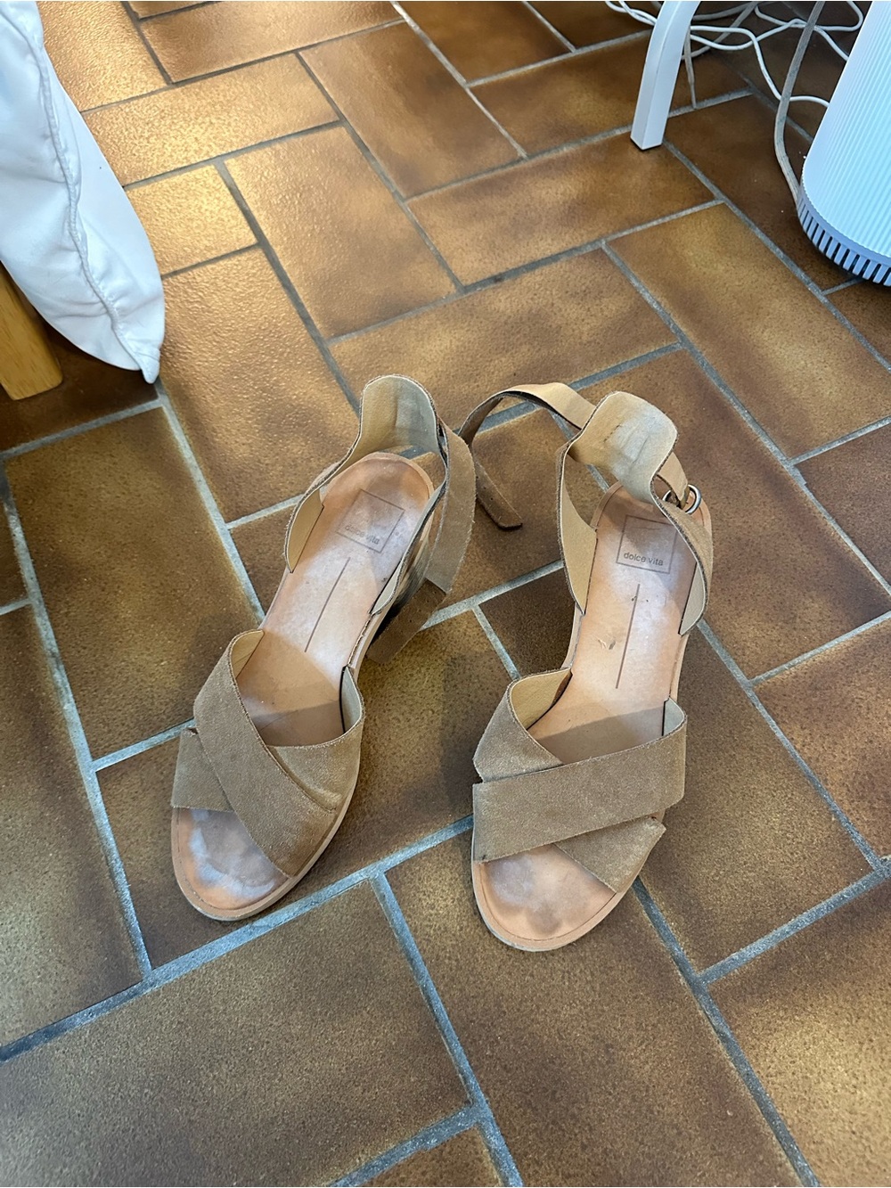Dolce Vita Tan Suede Cross-Strap Block Heel Sandals